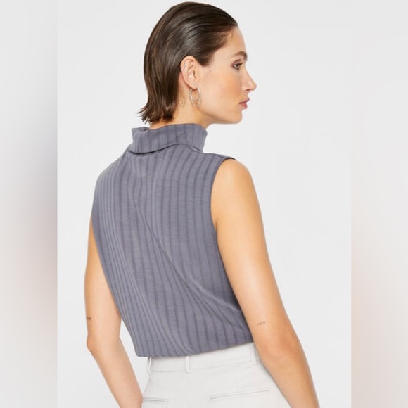 Funnel neck top - Picture 3 of 4